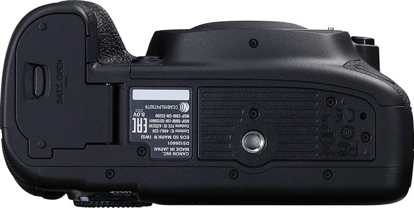 كاميرا كانون EOS 5D Mark IV 8
